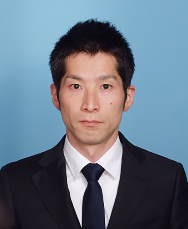 トレーナー 伊佐早　祐介